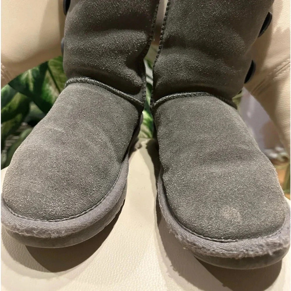 UGG Bailey Button Triplet II Black Mid-Calf Pull-On Boots Size US 8 - Picture 7 of 11